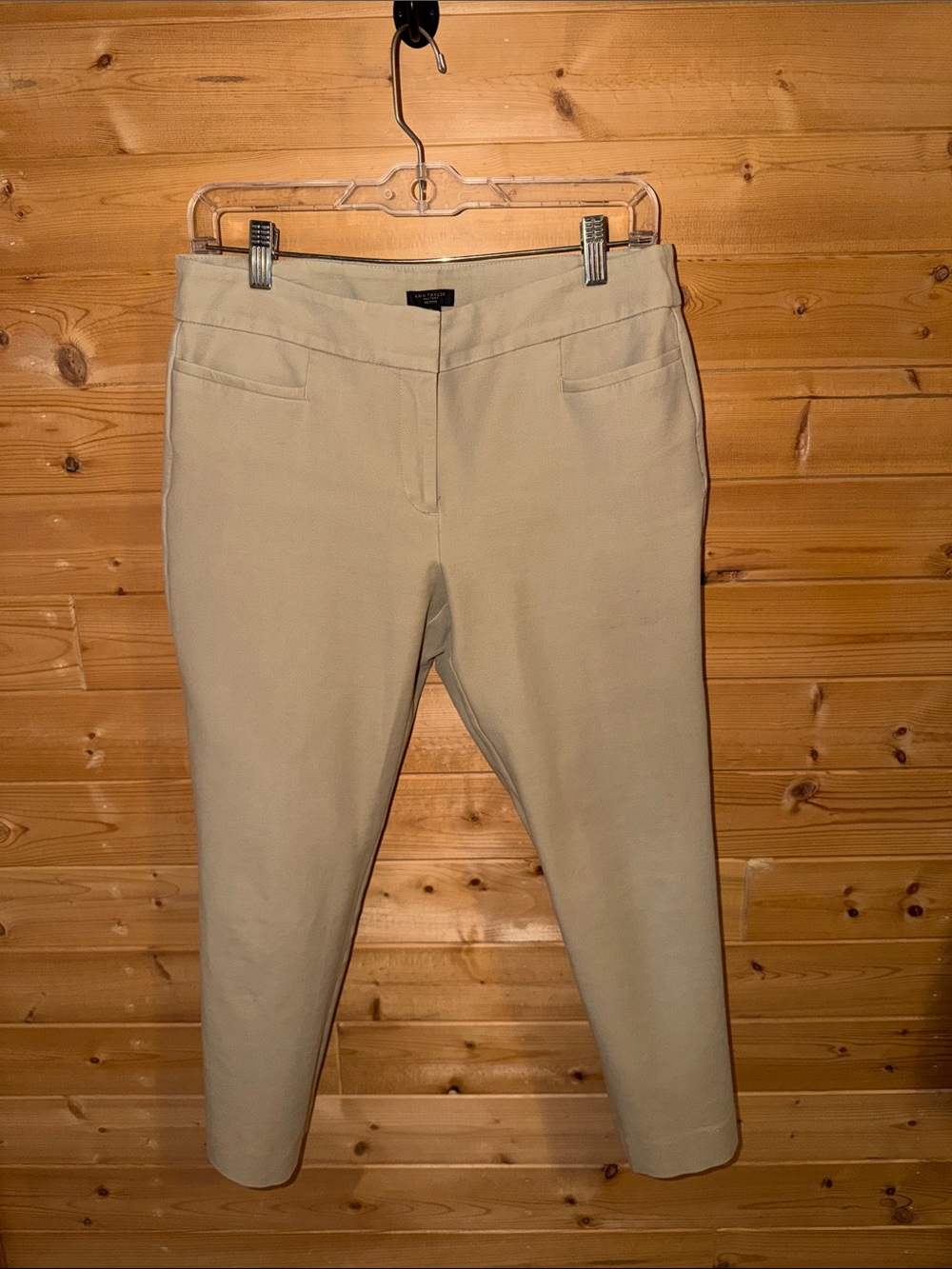 Women's Ann Taylor Factory Petites Khaki/beige Stretch Slim Ankle Pants
Size 8P